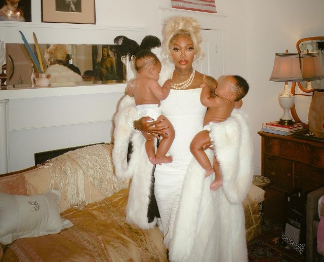 SUMMER WALKER POSES WITH HER TWIN SONS IN NEW PHOTOSHOOT NewsFinale