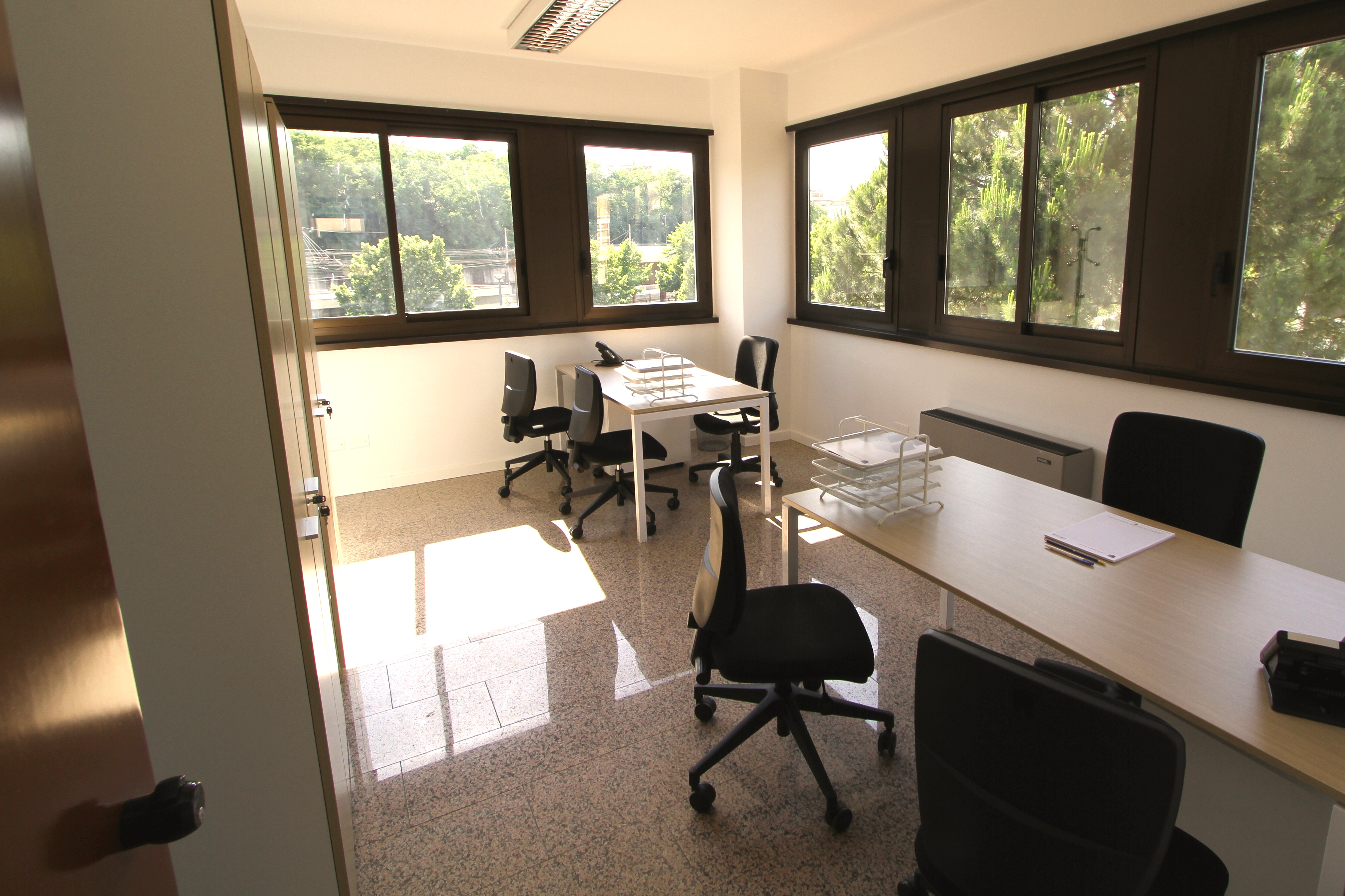 Ufficio arredato Roma