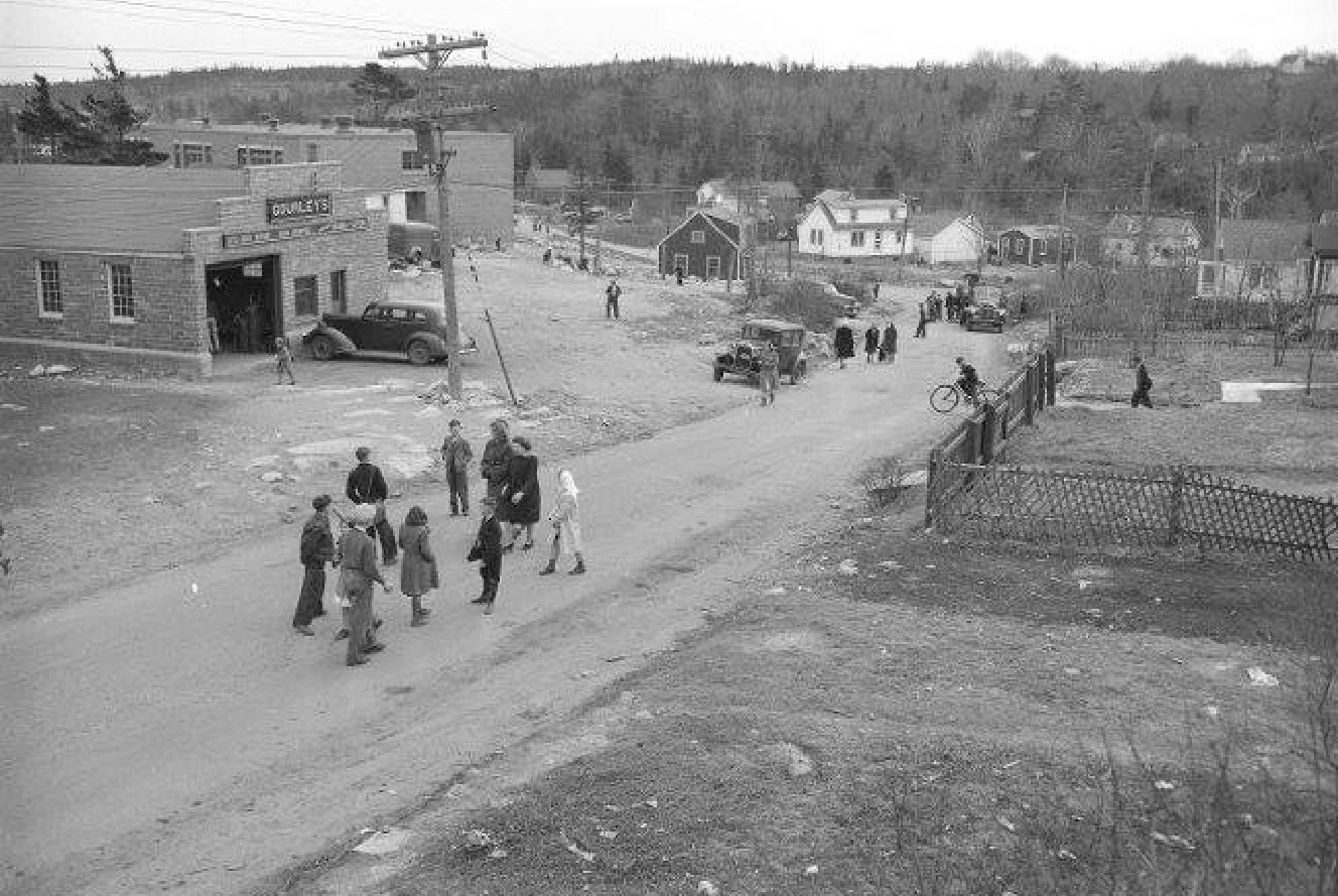 Spryfield Pictures & Stories BC Silver High School Alumni