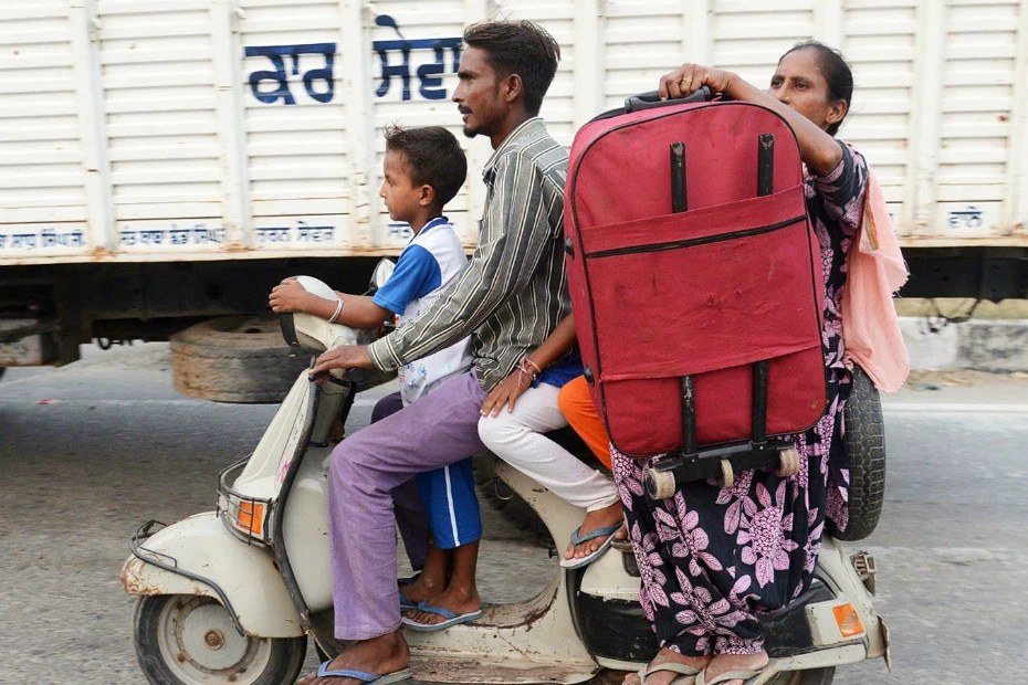 Does Wearing A Helmet Save Your Life? BikeDekho