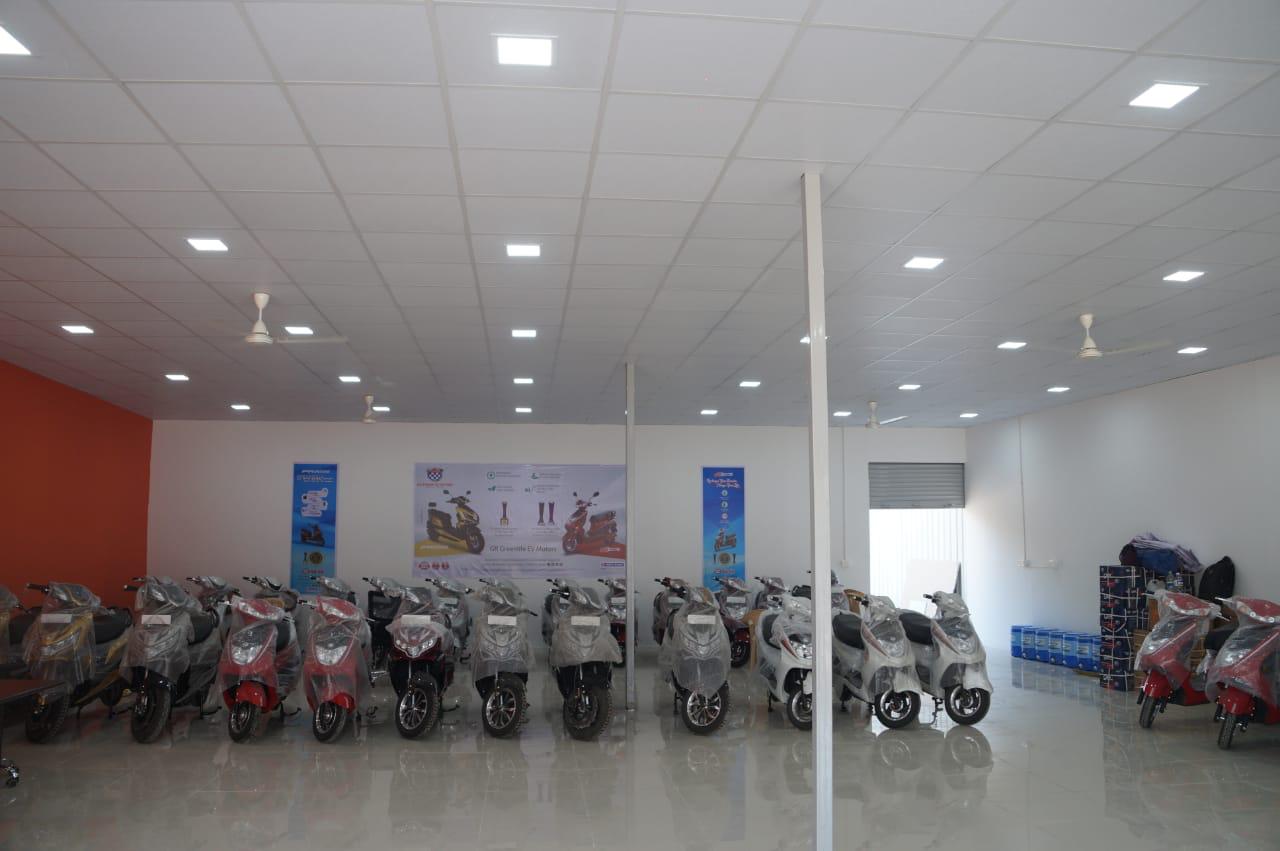 Okinawa Scooters Opens Dealership In Pune BikeDekho