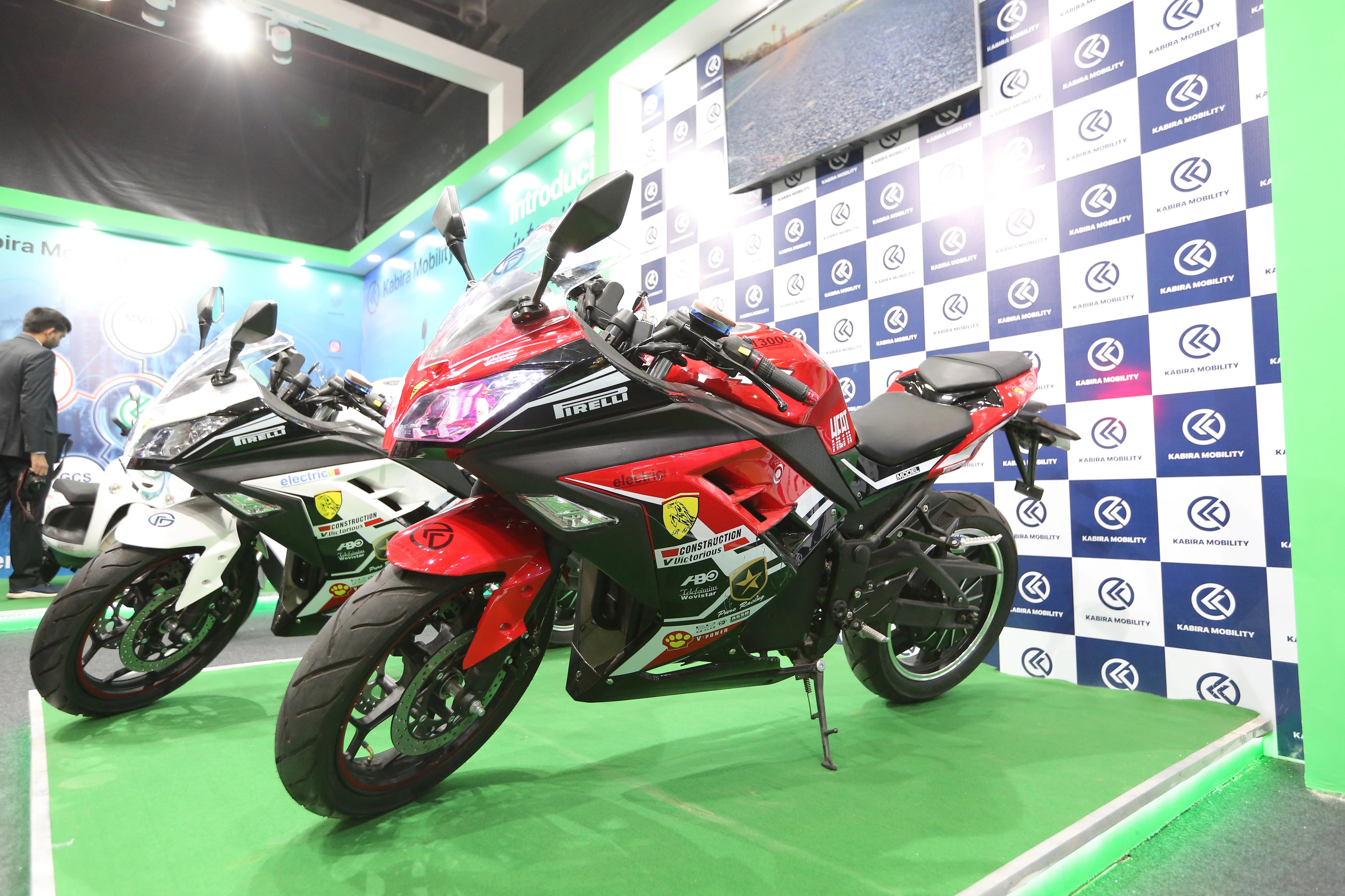 Kabira KM 3000 Electric Sportbike Picture Gallery BikeDekho