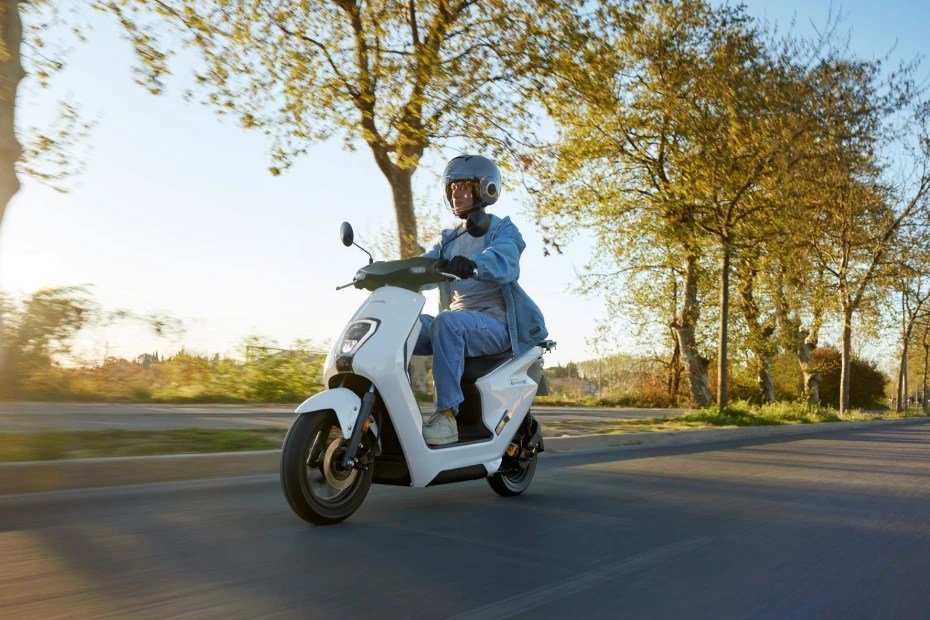 Honda UGo Electric Scooter Unveiled In Europe; But It Won’t Come To