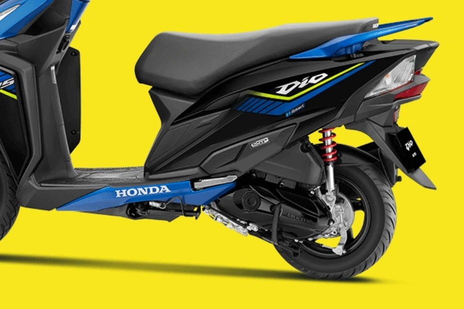 Honda Dio 125 vs TVS NTorq 125 Race XP In 7 Images BikeDekho