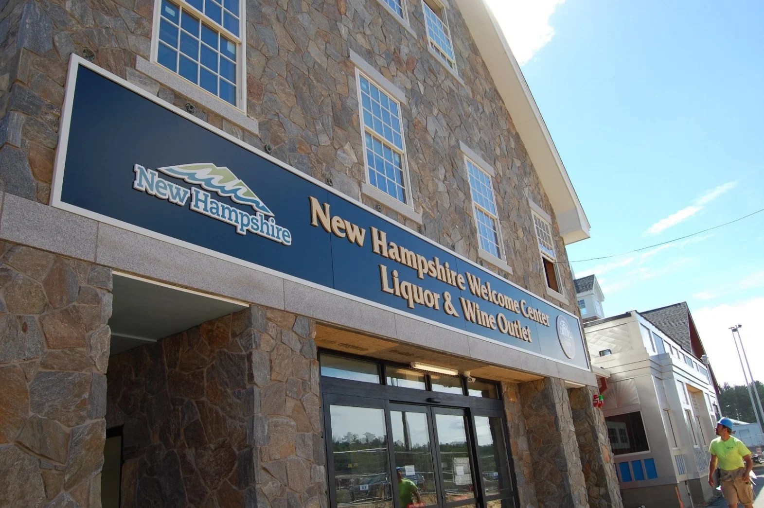 New Hampshire liquor store sales up 36 million in record year