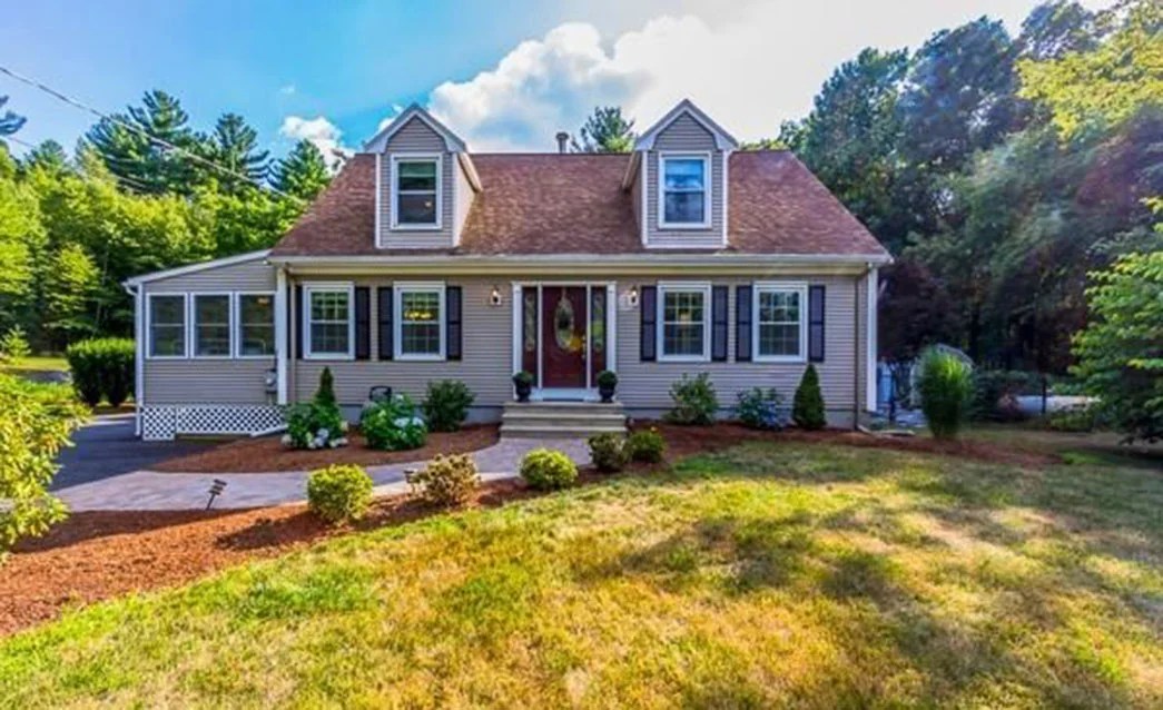 Open house Updated Capestyle home on 4 acres of land in Hopkinton