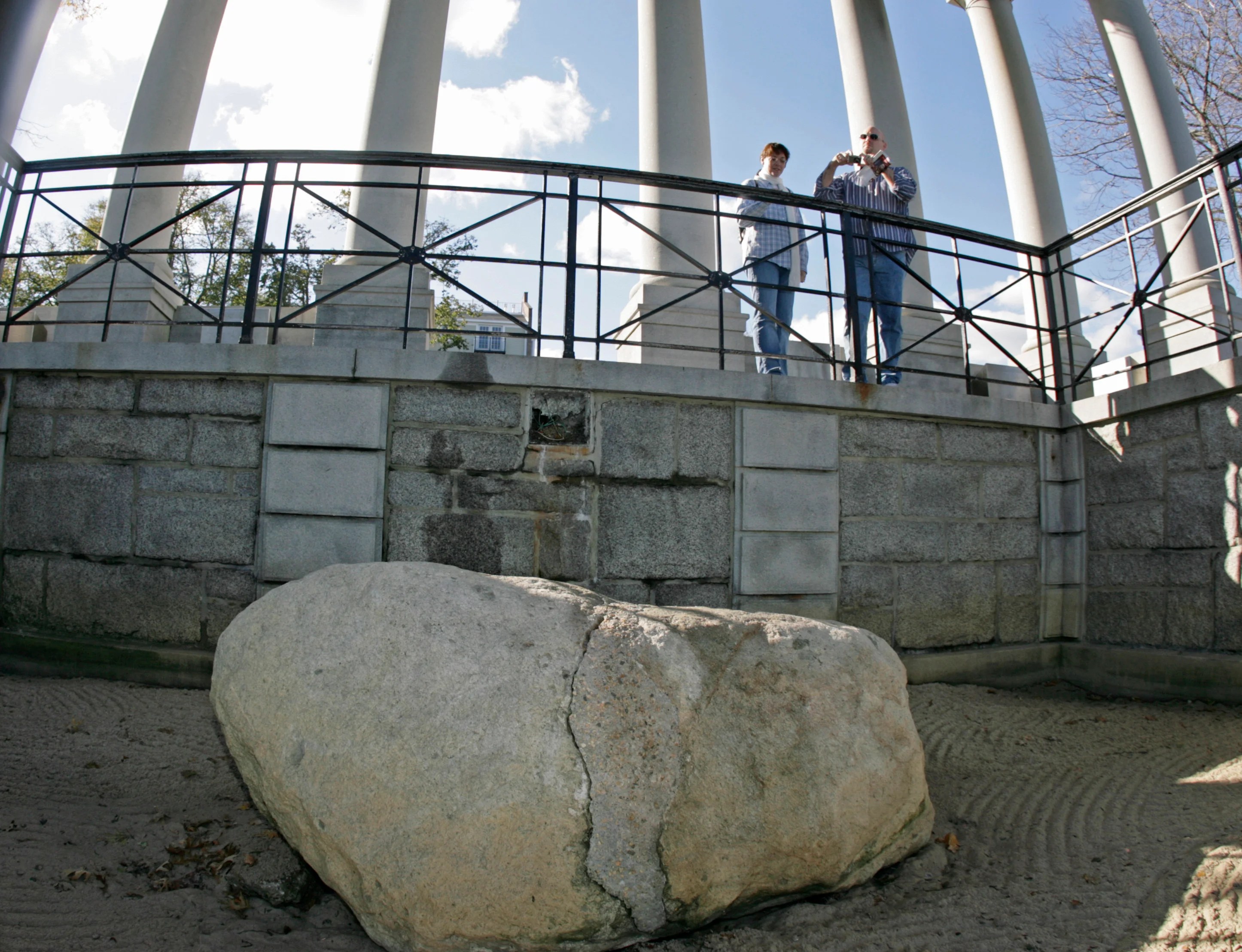 Here's what Plymouth Rock looks like during a king tide