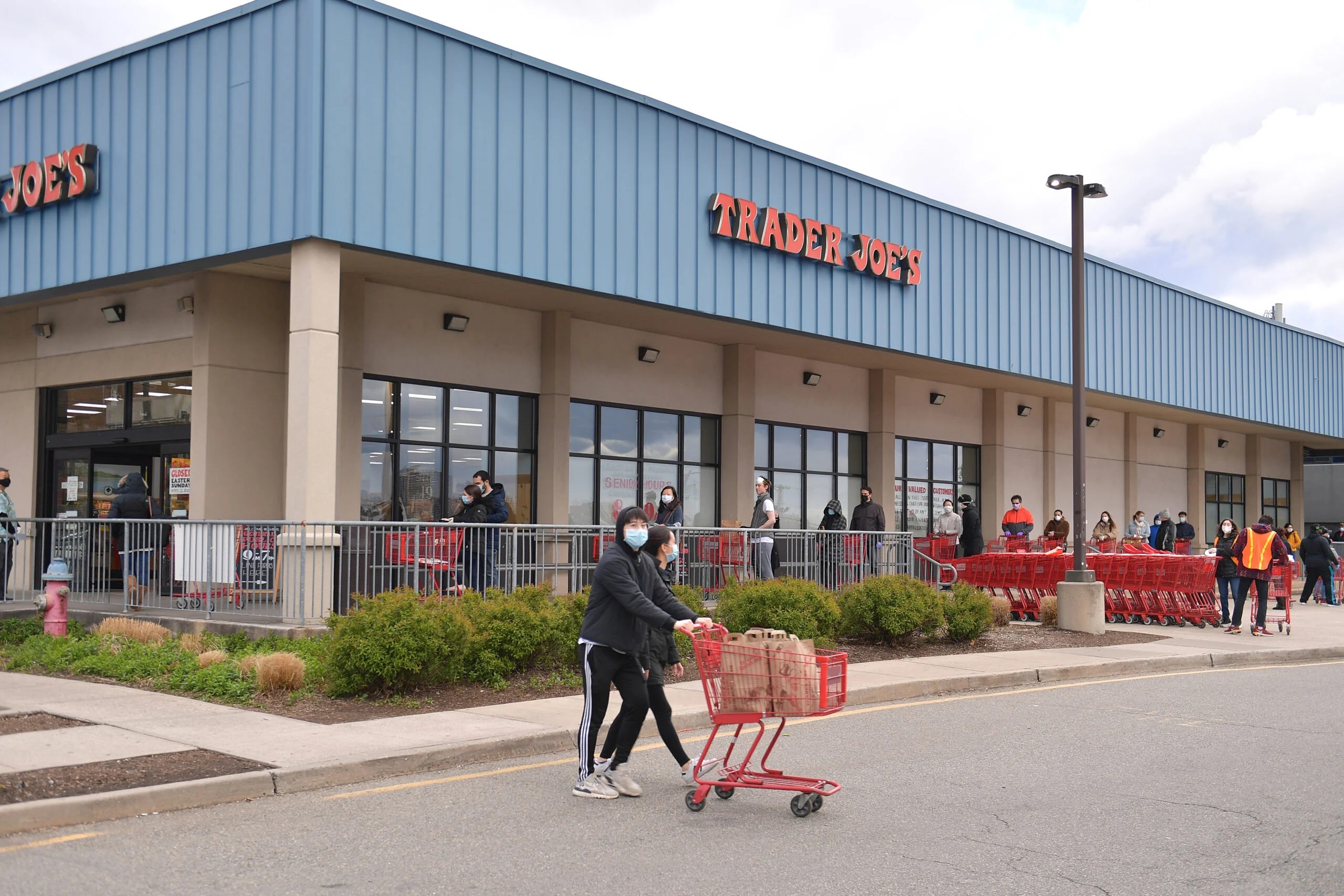 Trader Joe's won't offer online ordering, grocery delivery, or curbside