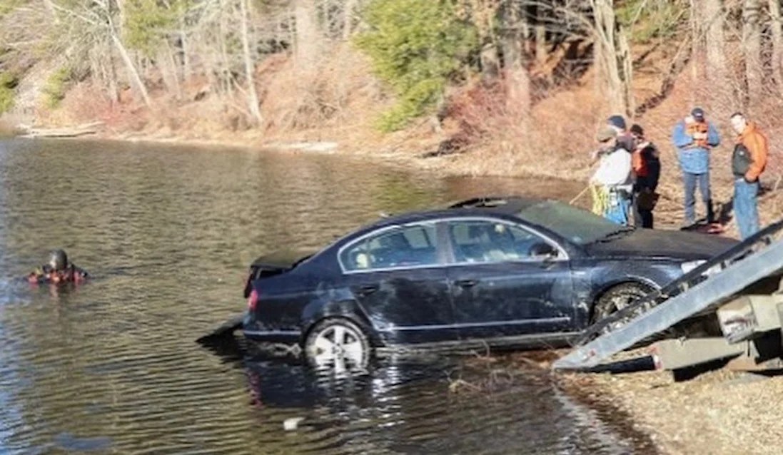 Man following GPS navigation drives car into Charlton lake