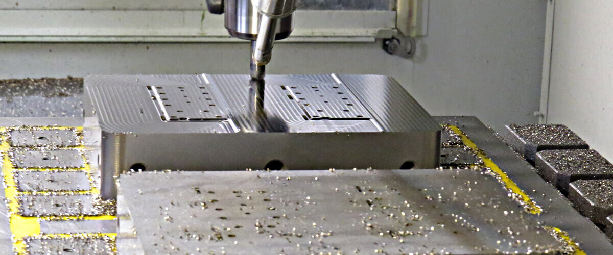 B&D Manufacturing Builders of Plastic Molds Since 1967