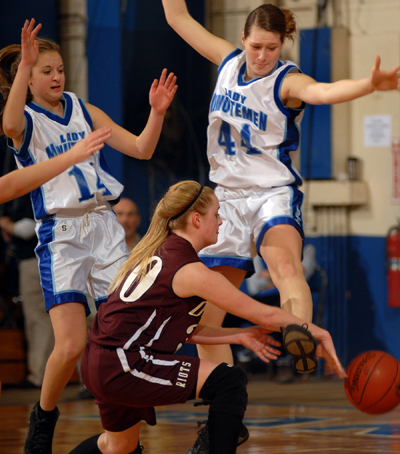 ORONO-STEARNS-GIRLS-2-LCO.jpg