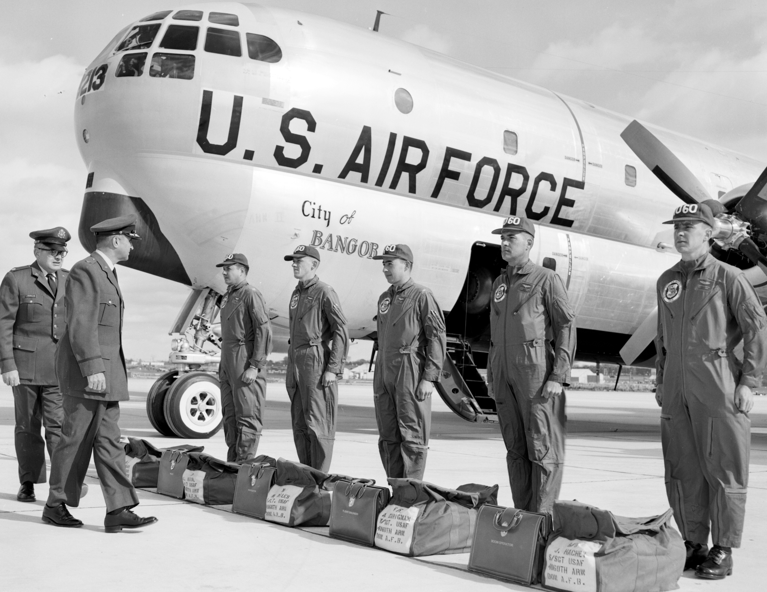 nike double swoosh shorts