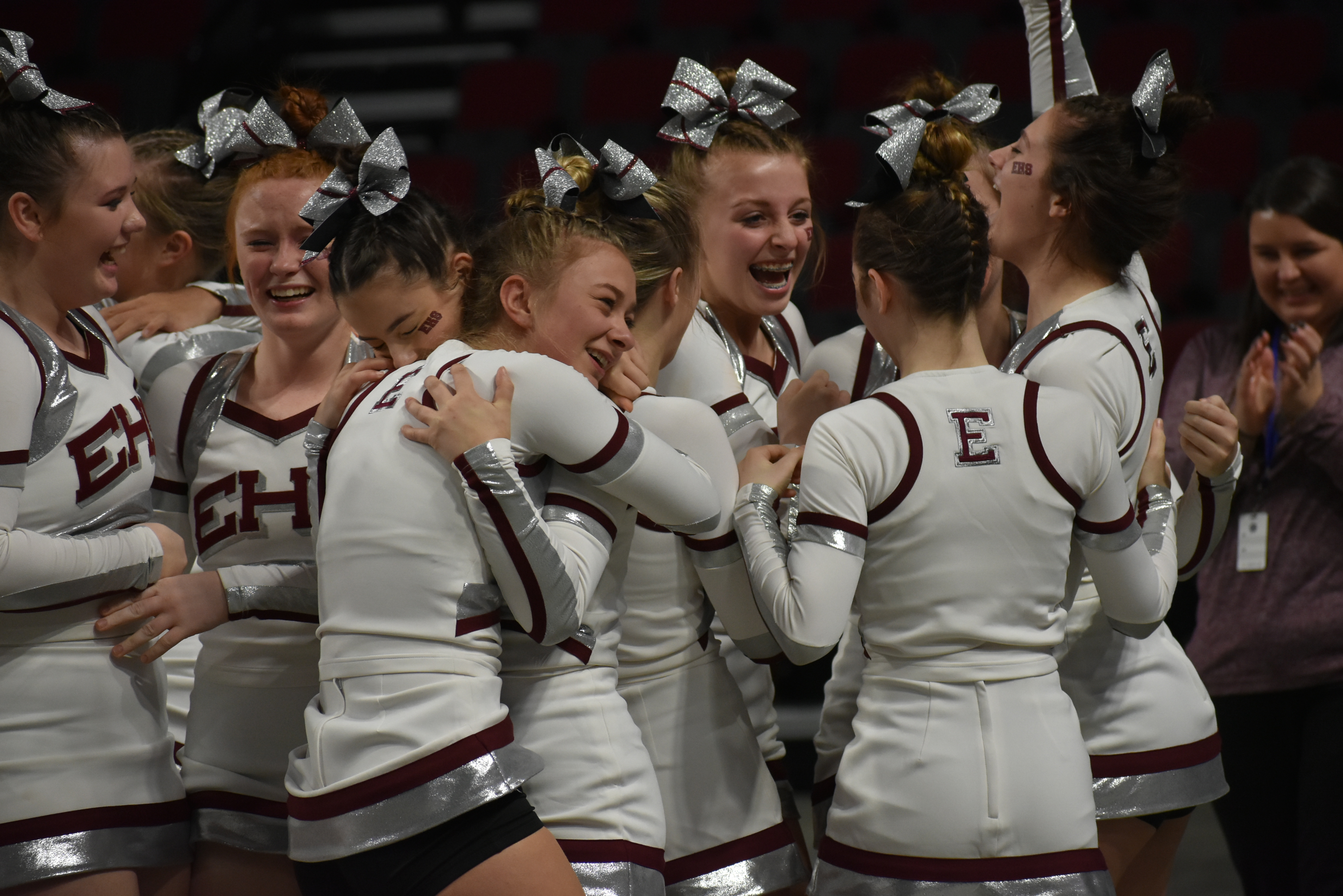 🎉 10 reasons why cheerleading is a sport. Debate Argument