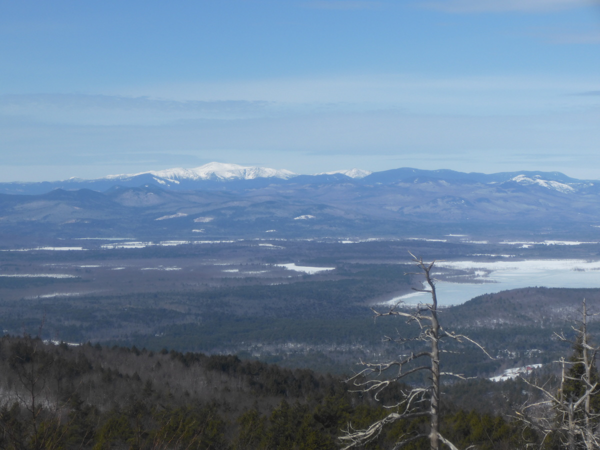 This popular Maine mountain is perfect for a solo winter hike