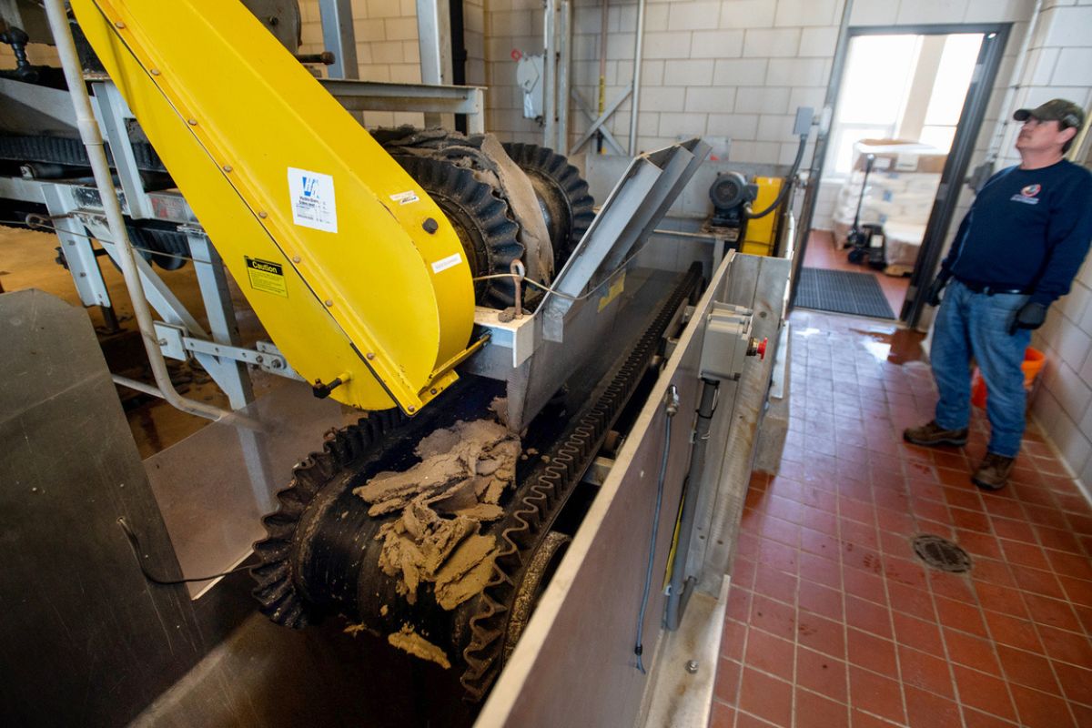 Maine rivers face potential catastrophe as sludge builds up