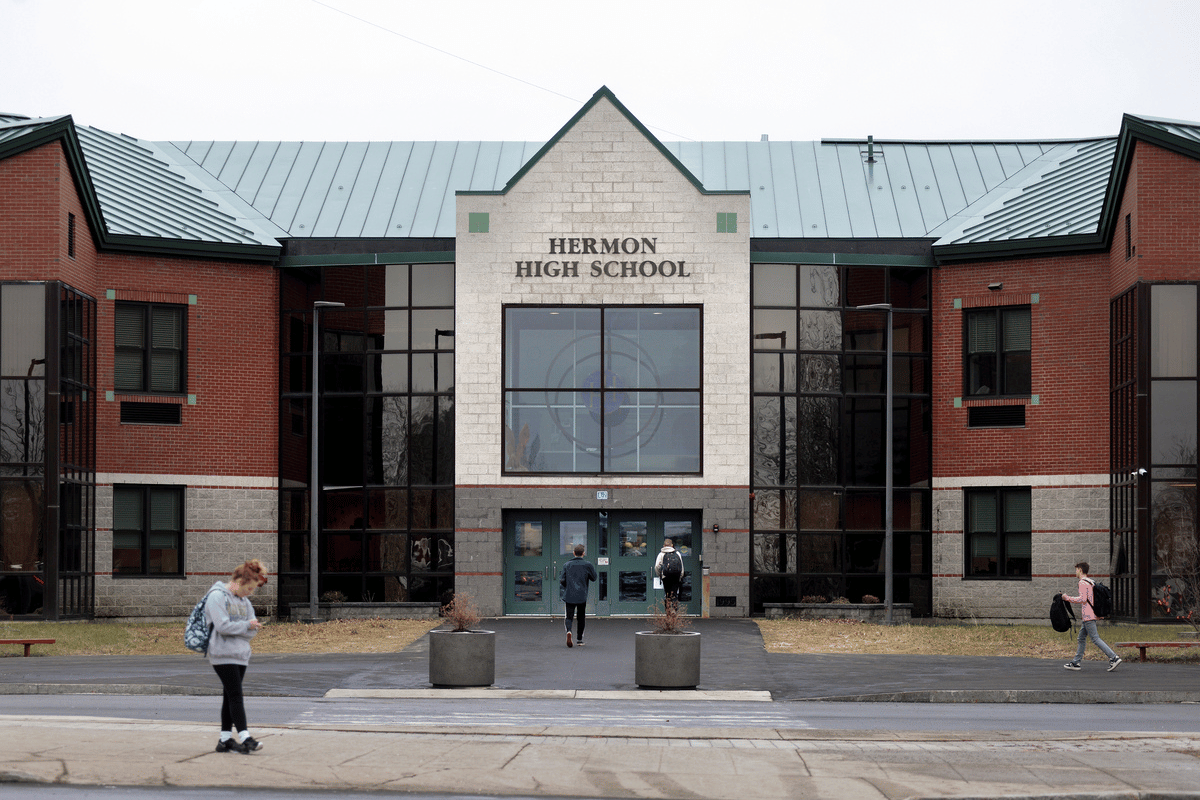 Hermon survey shows residents support screening school library books