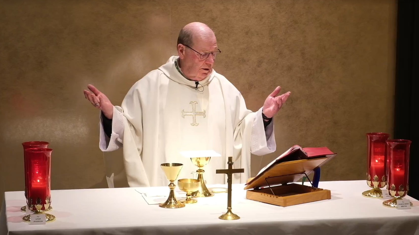 During a Mass celebrated in Lewiston, Deeley assures community