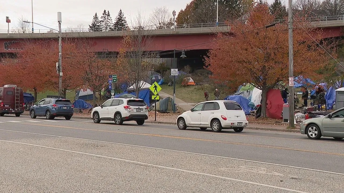Snow from plows could fall on campers under Casco Bay Bridge