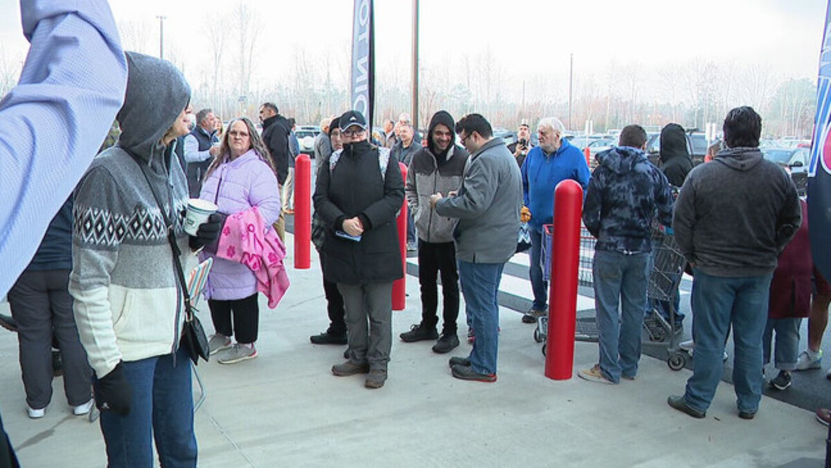 Maine's 1st Costco is finally open