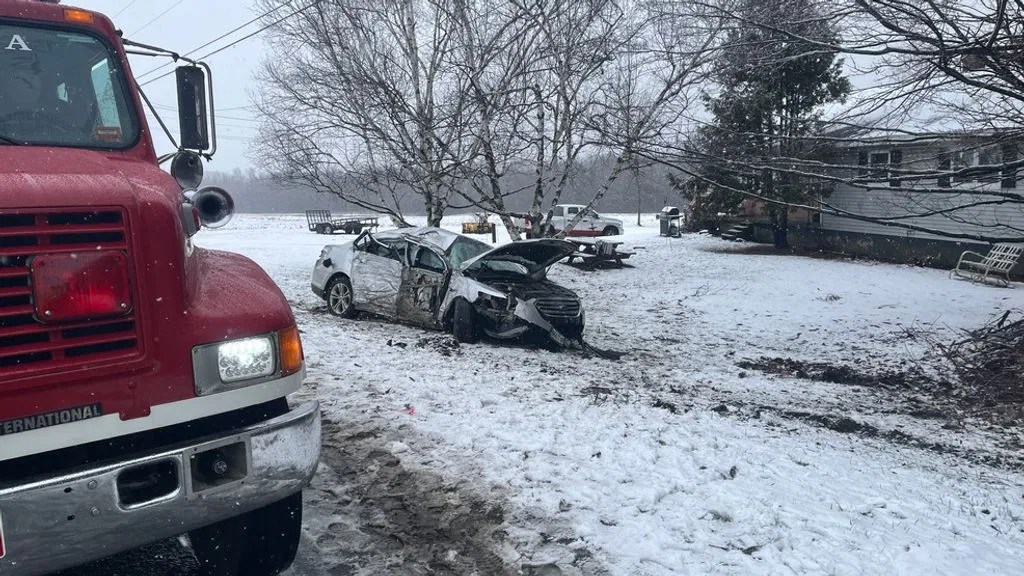 Central Maine crash hospitalizes man and two children