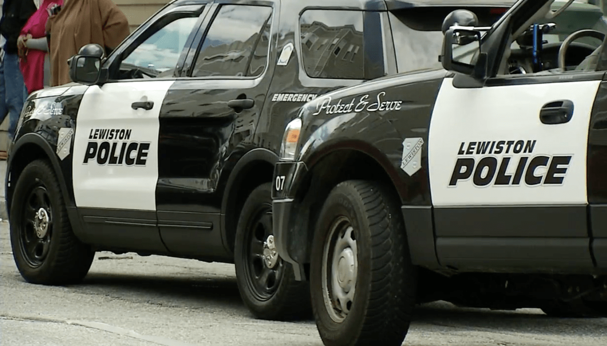 3yearold fell from 3rdfloor window in Lewiston