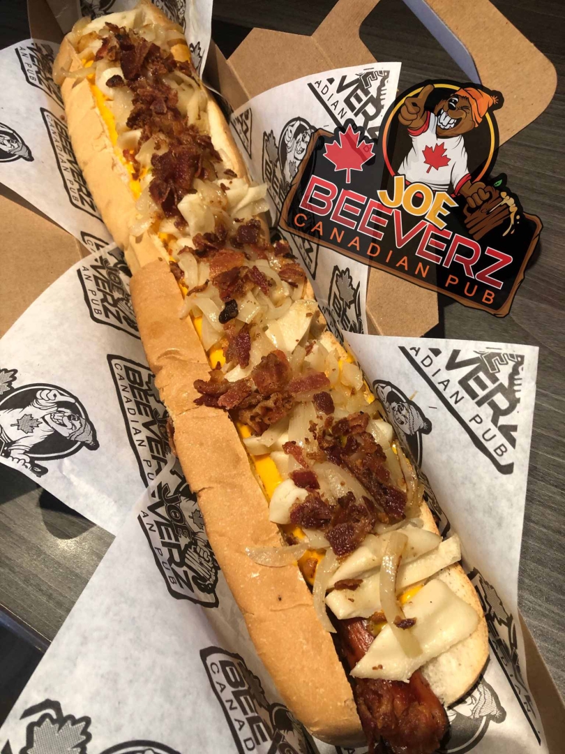 Joe Beeverz Rolls Out Buffalo Chicken Nachos, 2foot hot dog for Food