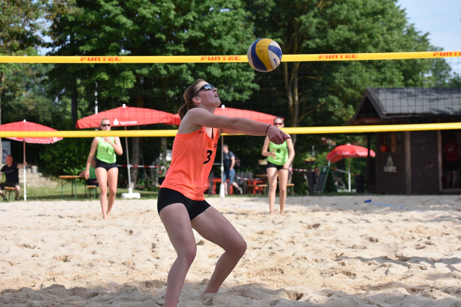 Hessischen Meisterschaften der U17 im Beachvolleyball 2021 Volleyball