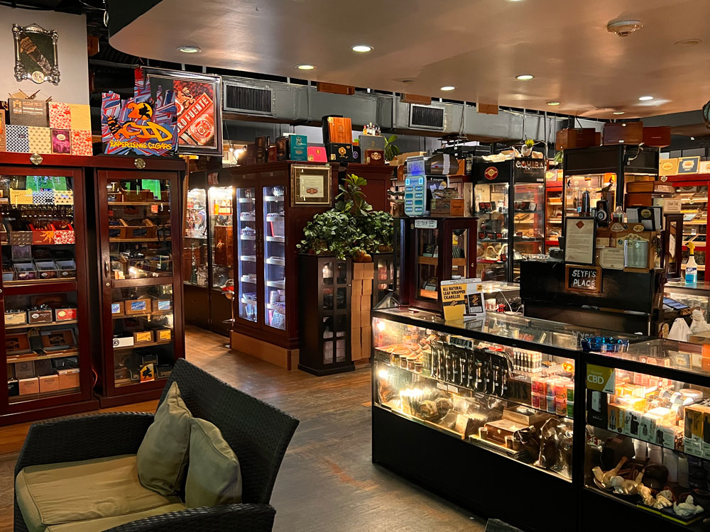 Beach Cigar Bar Best Cigar Lounge and Liquor Store in Fort Lauderdale