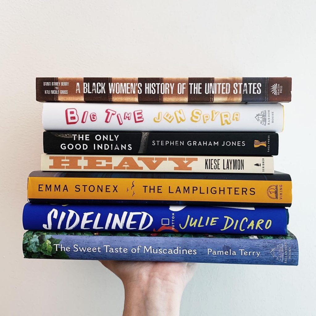 Hard Copy Books Generate Gross Sales In Peak Season, Even With Online