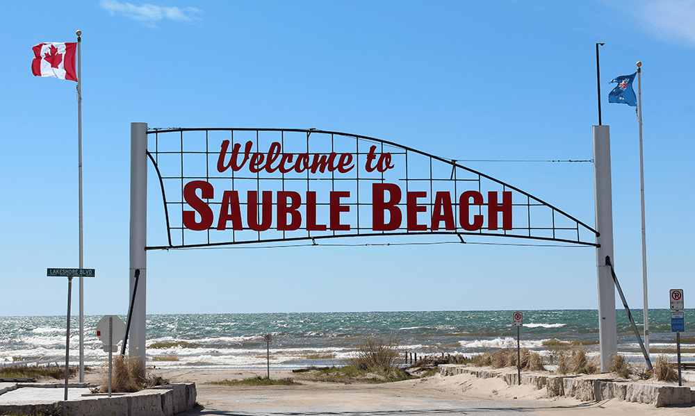 Beachfront Cottages Family Cottages in South Sauble Beach