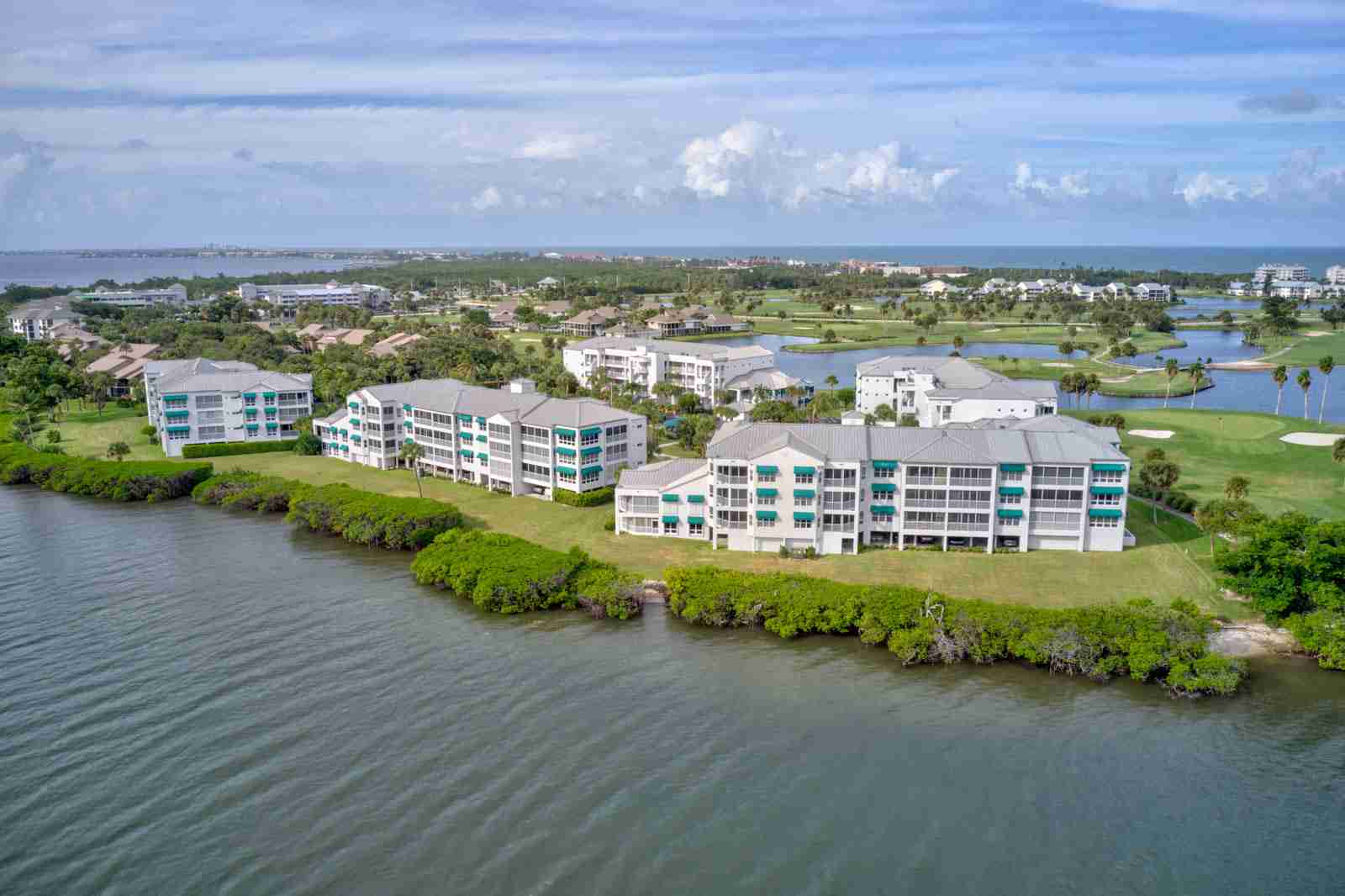 Riverbend *3204 Beach Front Mann Realty