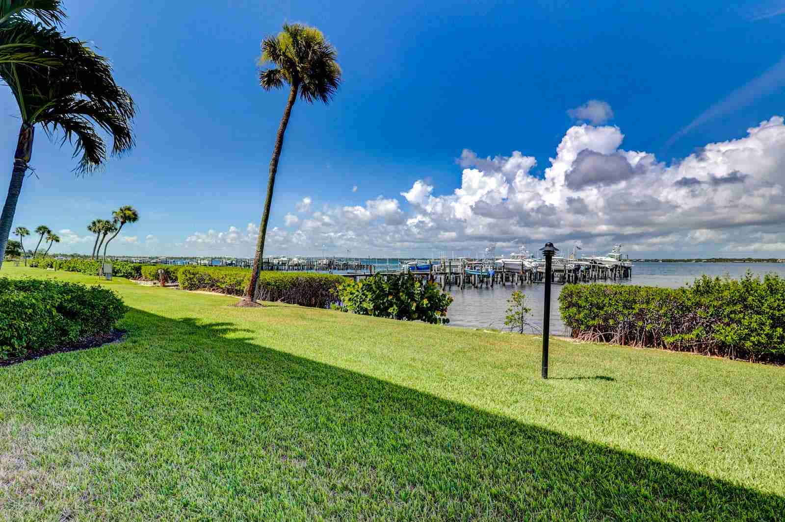 Ocean View C *104 Beach Front Mann Realty