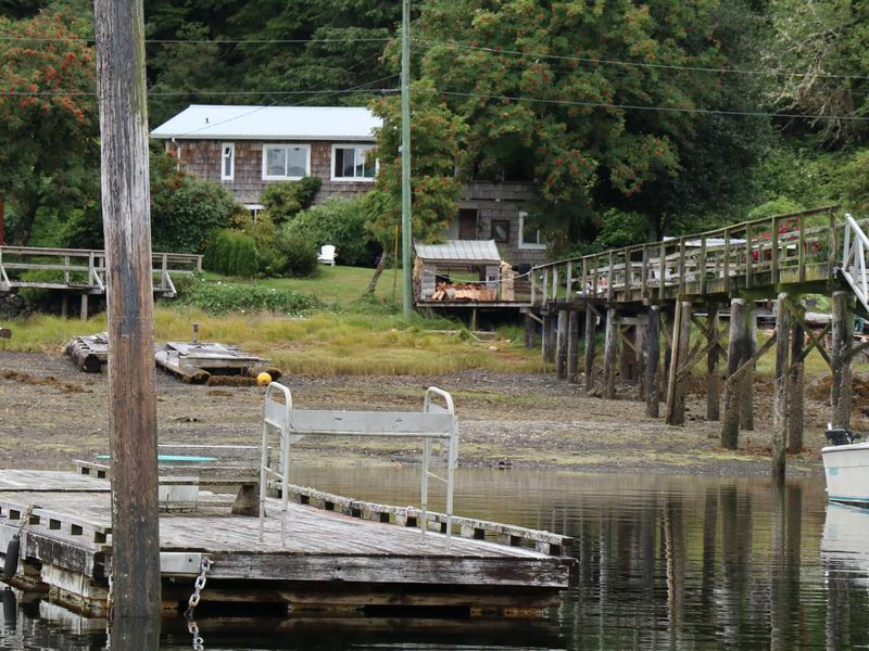 Beach House Kyuquot Beach House