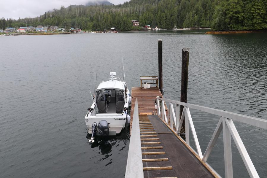 Leeward Landing Kyuquot Beach House