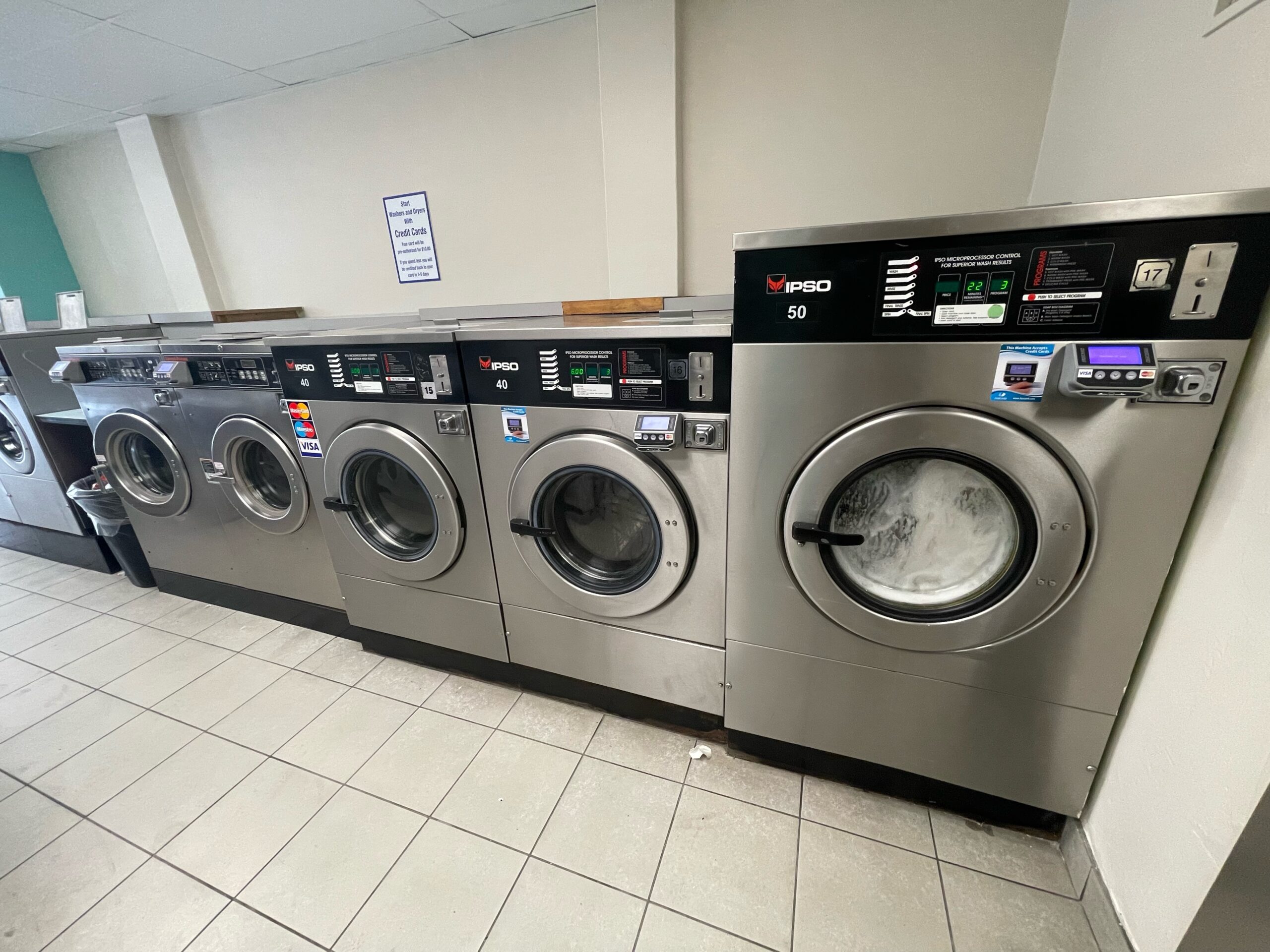 Best Laundromat in San Diego, California 92109 Beach Laundromat