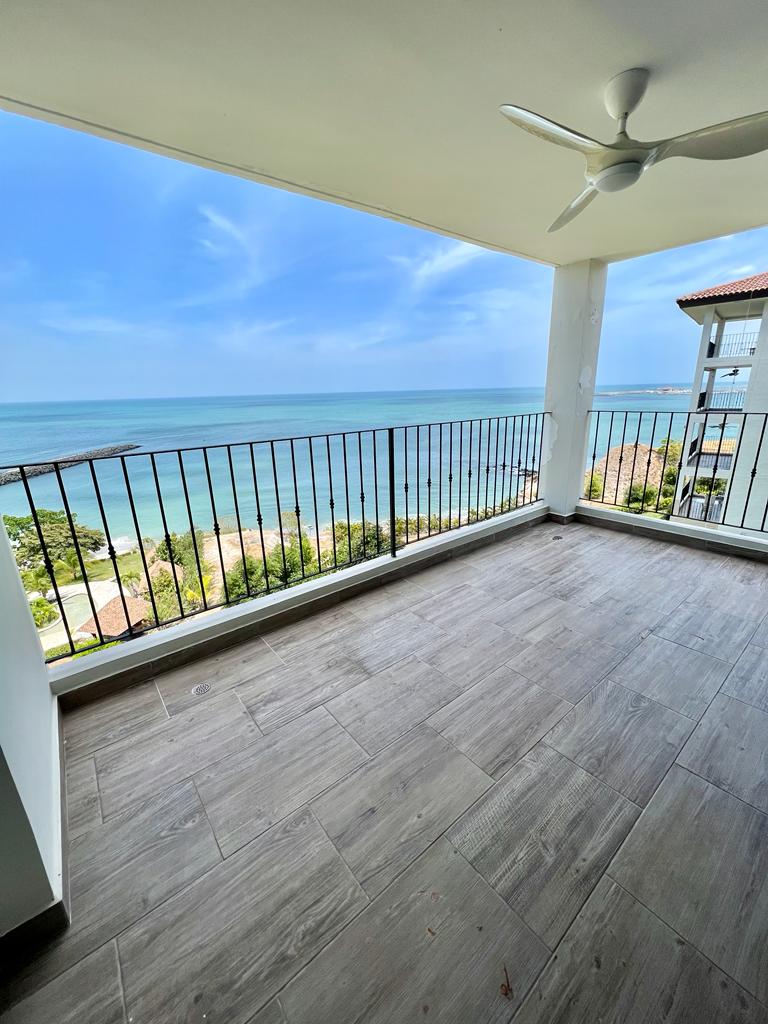 Dream Coastal retreat! apartment for sale in Malecon, Ensenada. Beach Properties Panamá
