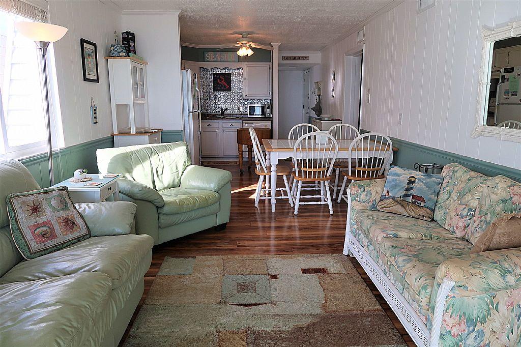 Ocean Isle Villas A4 Oceanfront 3 Bdrm. Condo Ocean Isle Beach