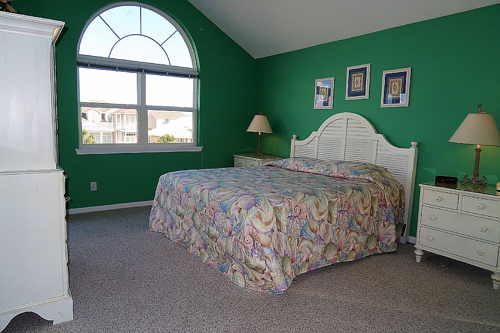 20 Leland St. 5 Bedroom 4 Bath Canal Rental Home Beach Rentals Direct