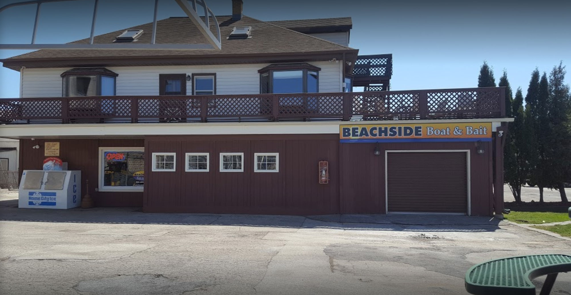 Location Beachside Boat Club & Bait