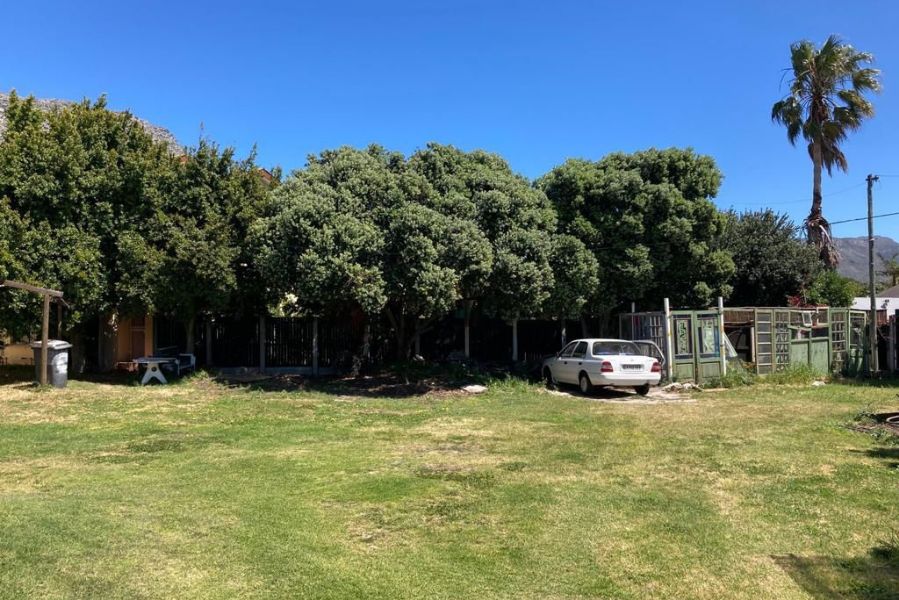 Vacant land along Main Road, Lakeside Beachside Properties