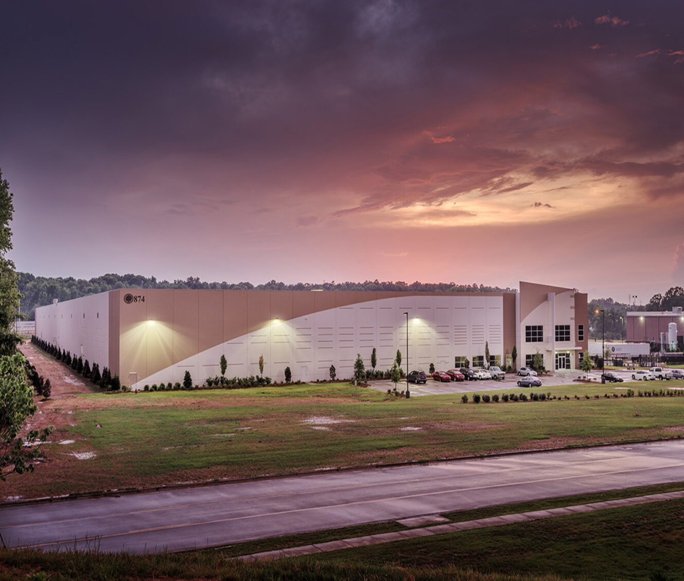 Riverwalk Commerce Center Commercial Real Estate… Beacon Partners