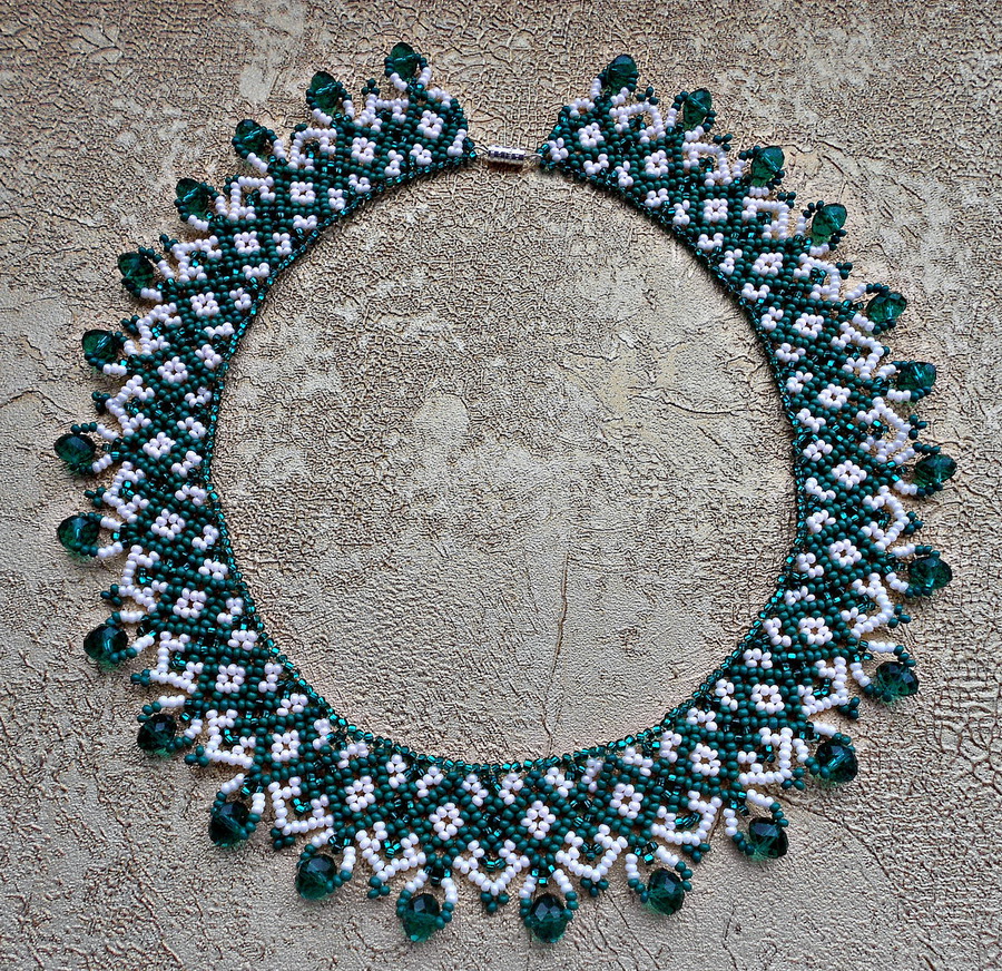 Free pattern for beaded necklace Emily Beads Magic