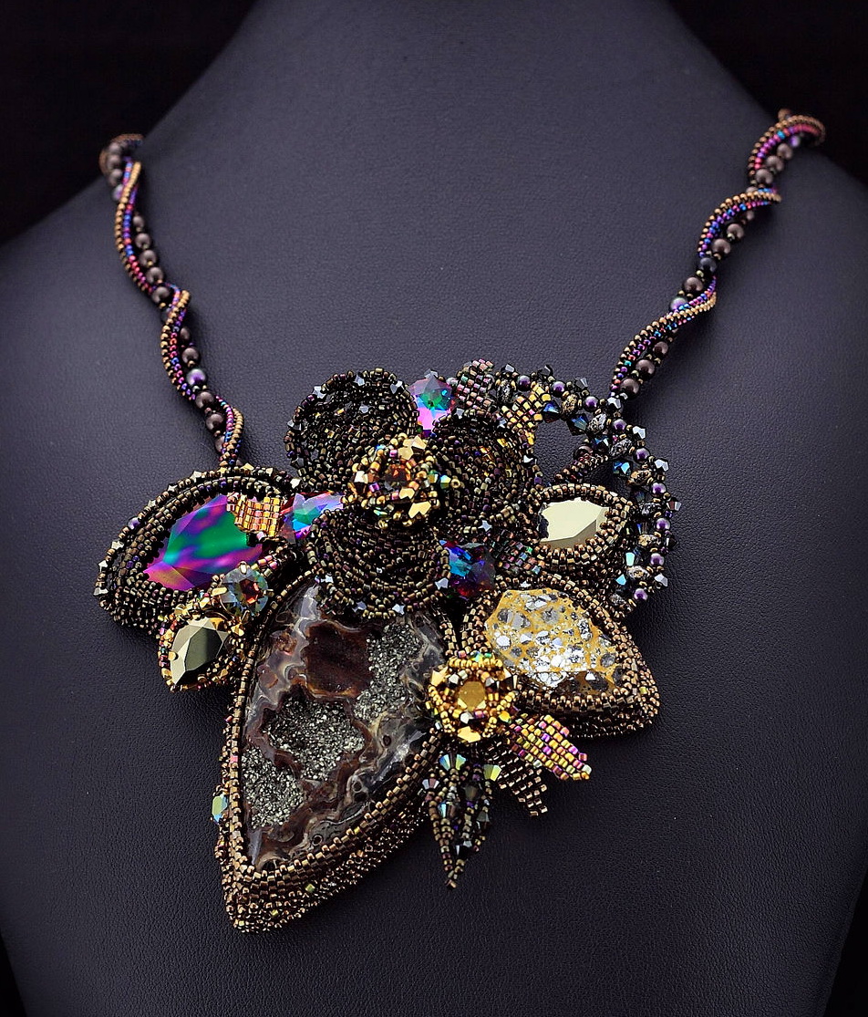 Amazing beaded jewelry by Pikapolina Beads Magic