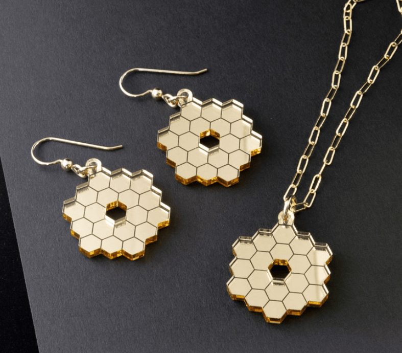 9 Awesome Holiday Gifts for Science Lovers Beakers and Ink