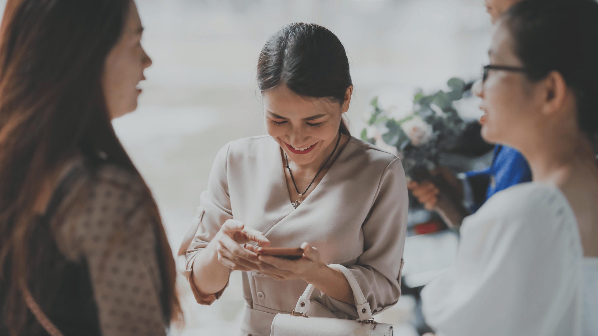 Sustainable Events: Smart Badges 2.0 vs. Paper