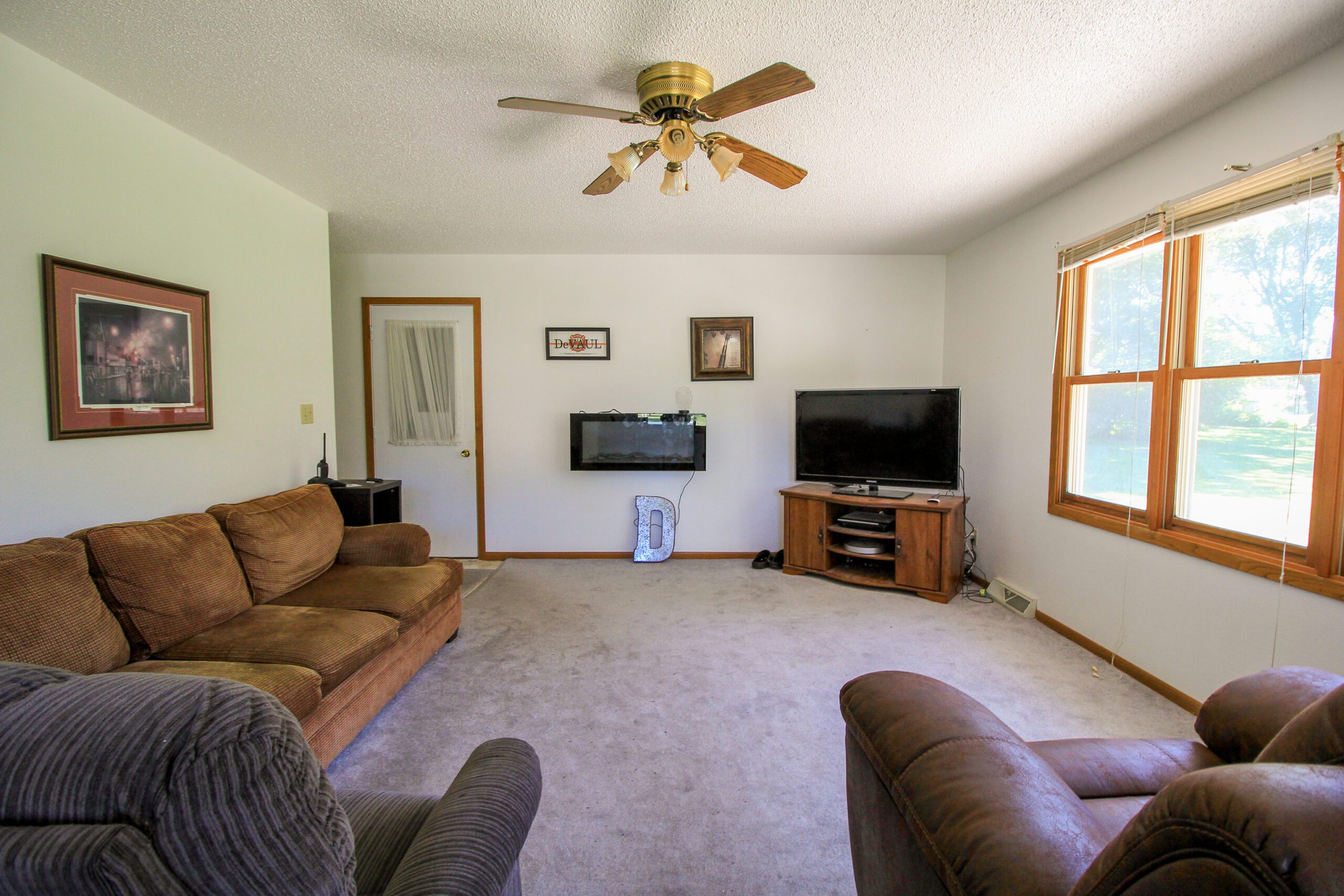 **SOLD** 306 NW 4th St. Pocahontas Beam Real Estate