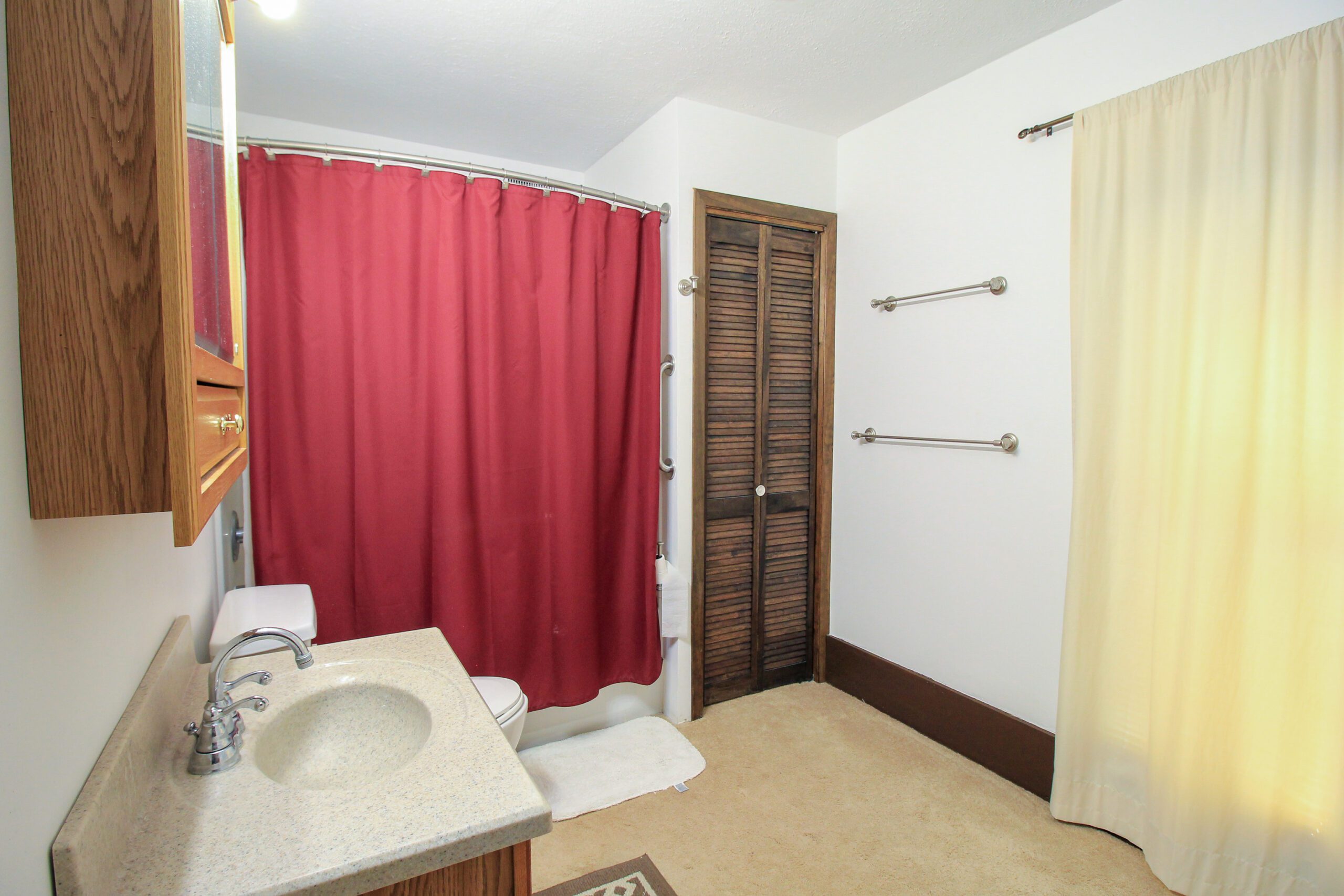 **SOLD** 603 Elm St. Rolfe Beam Real Estate