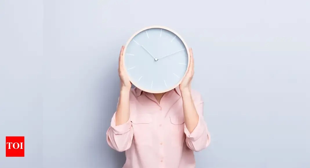 Explainer Why US, Canada, Europe set clocks back every OctoberNovember and what is the