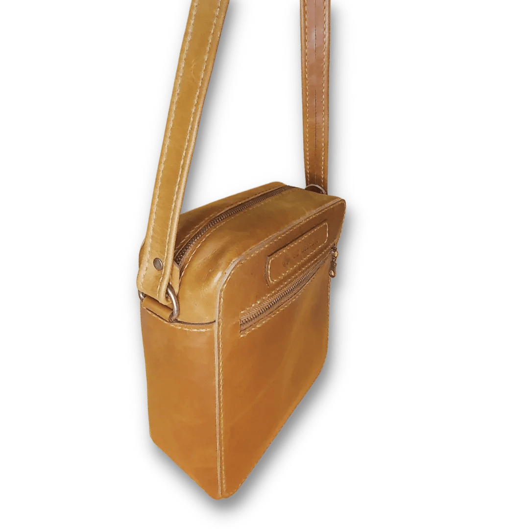 Airedale Man Bag Bearded Dog Leather