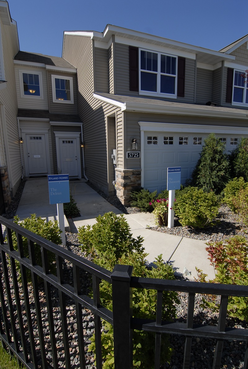 Village Creek Townhomes Beard Group Inc.